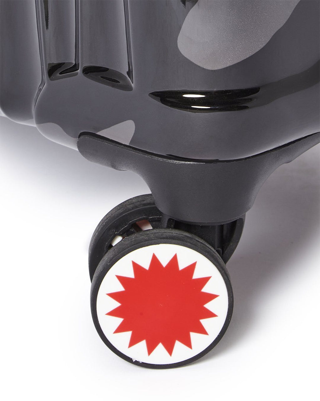 3AM SHARKNAUTICS 29.5? FULL-SIZE LUGGAGE