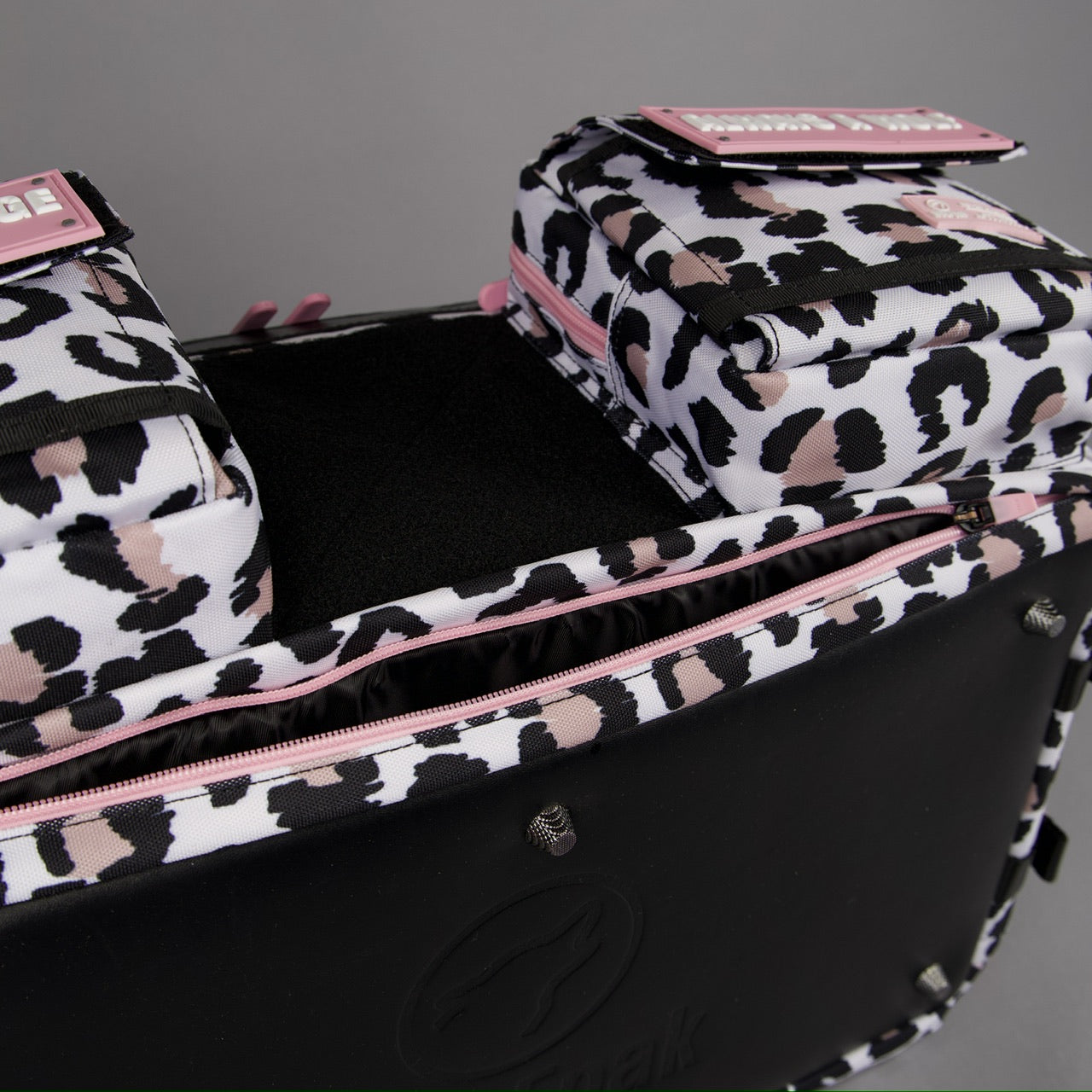 40L Ultimate Duffle Bag Leopard Pink Zip (SALE)