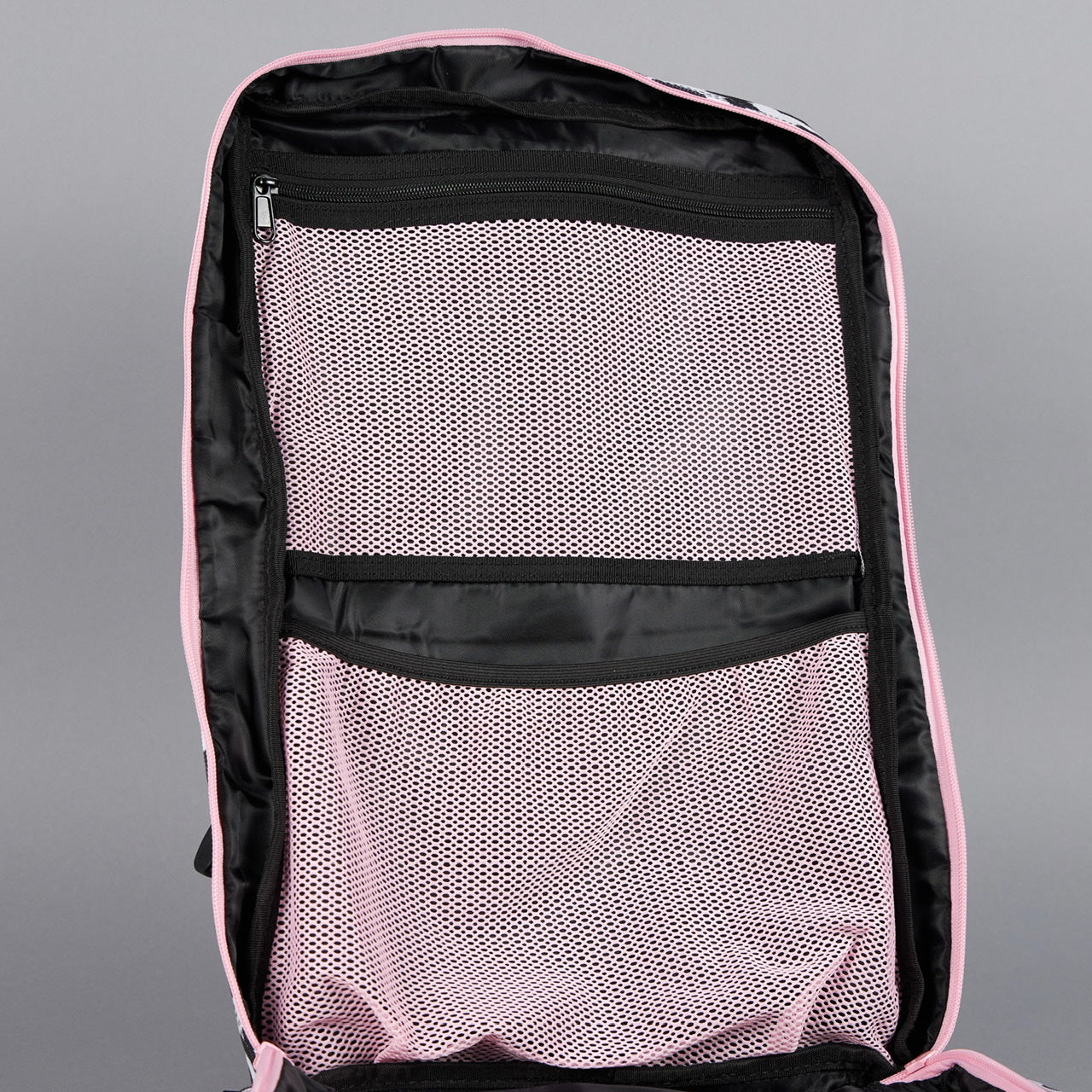 45L Backpack Leopard Pink Zip