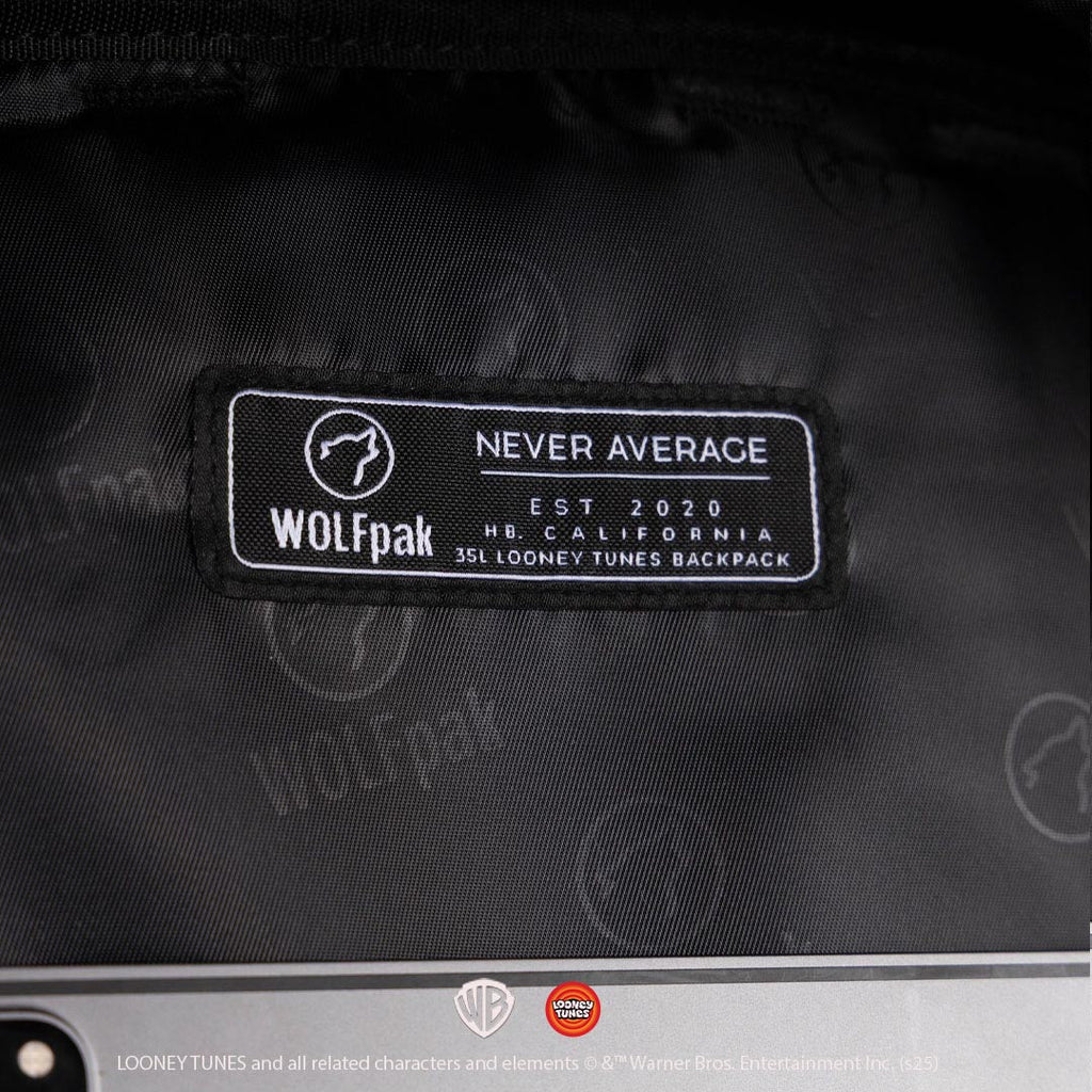 35L Backpack Looney Tunes (SALE)