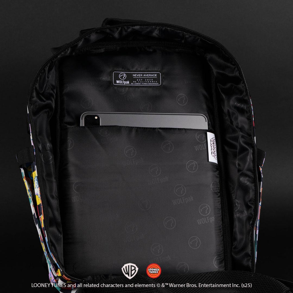 35L Backpack Looney Tunes