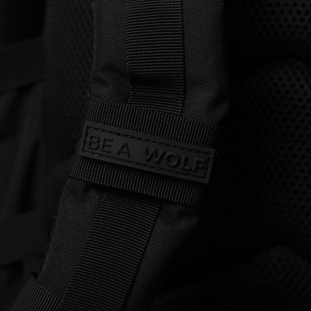 35L Backpack Nightshade