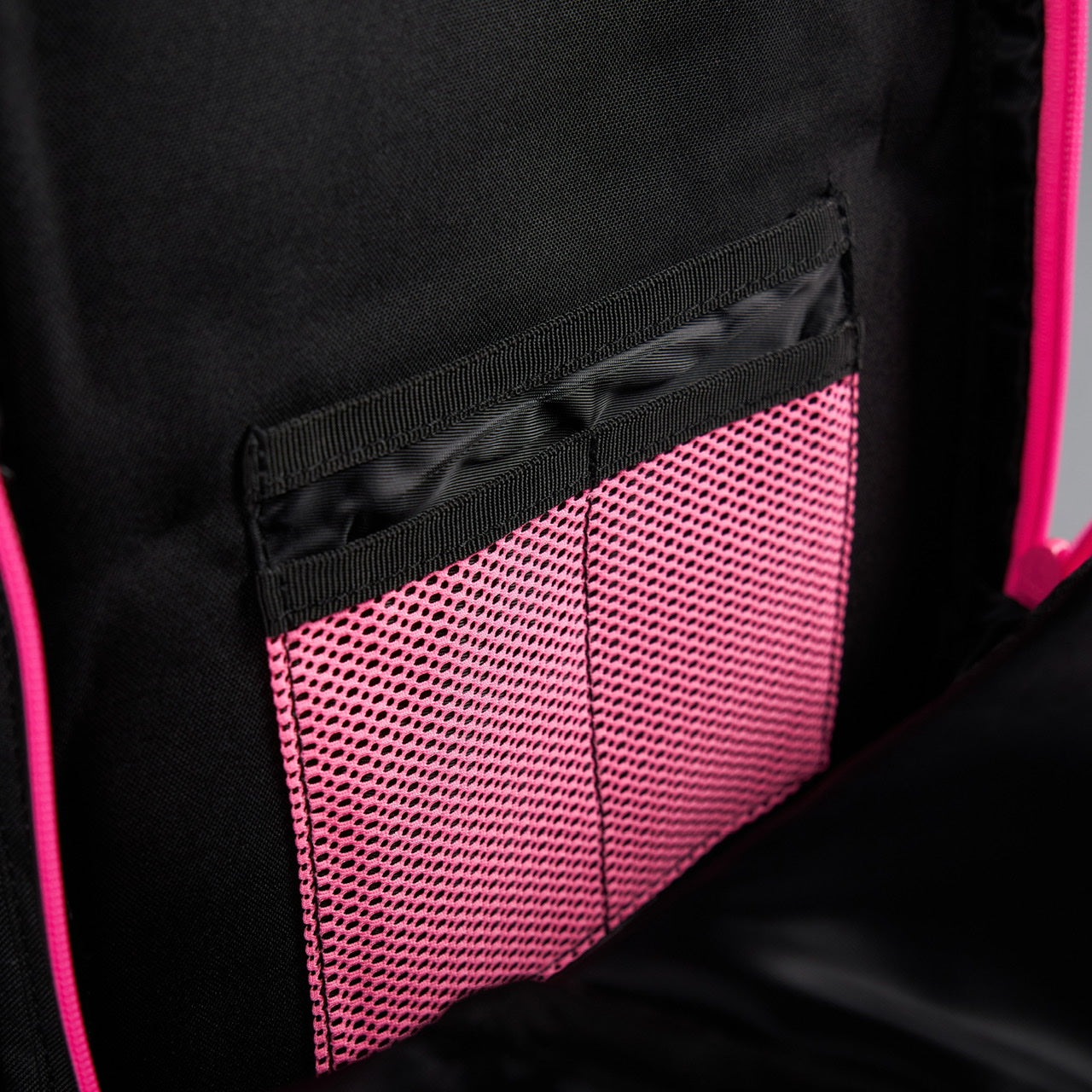 35L Black Neon Pink Meal Prep Management