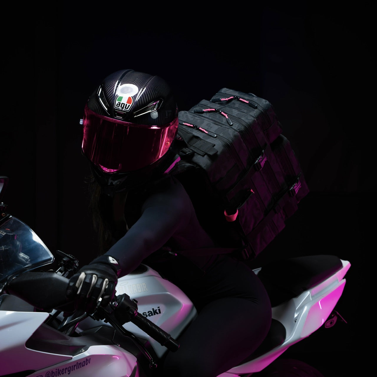 35L Backpack Black Hearts