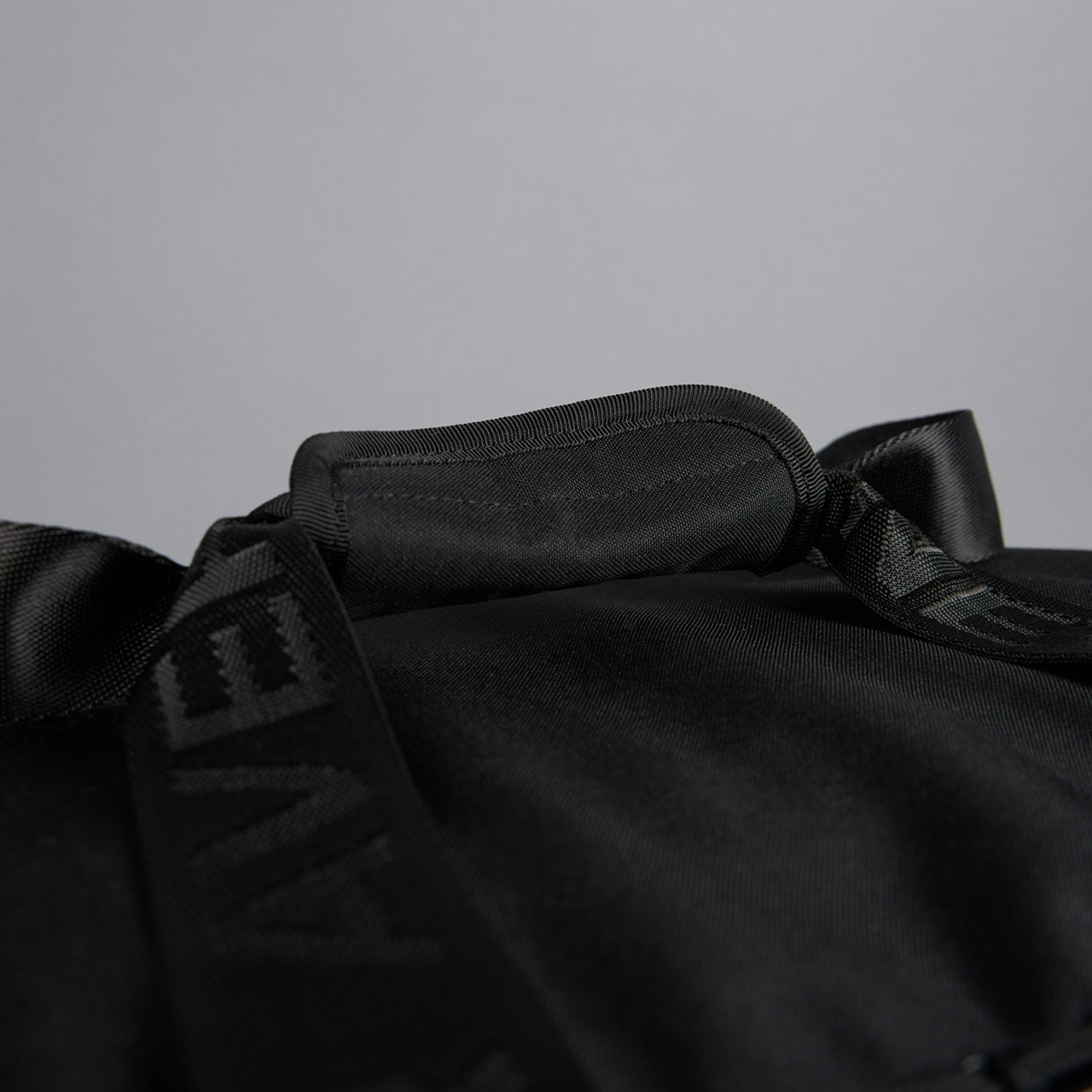 40L Ultimate Duffle Bag Alpha Black