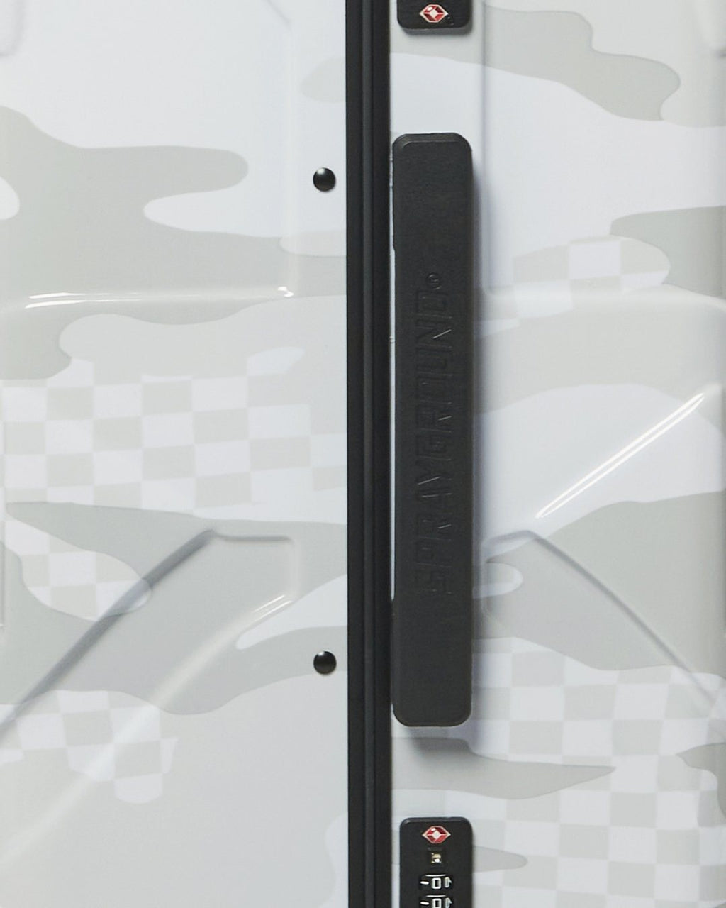 3AM LE BLANC SHARKNAUTICS HARDSHELL FULL-SIZE LUGGAGE