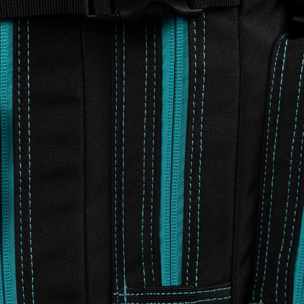 35L Backpack Fierce Aqua: The Resurgence