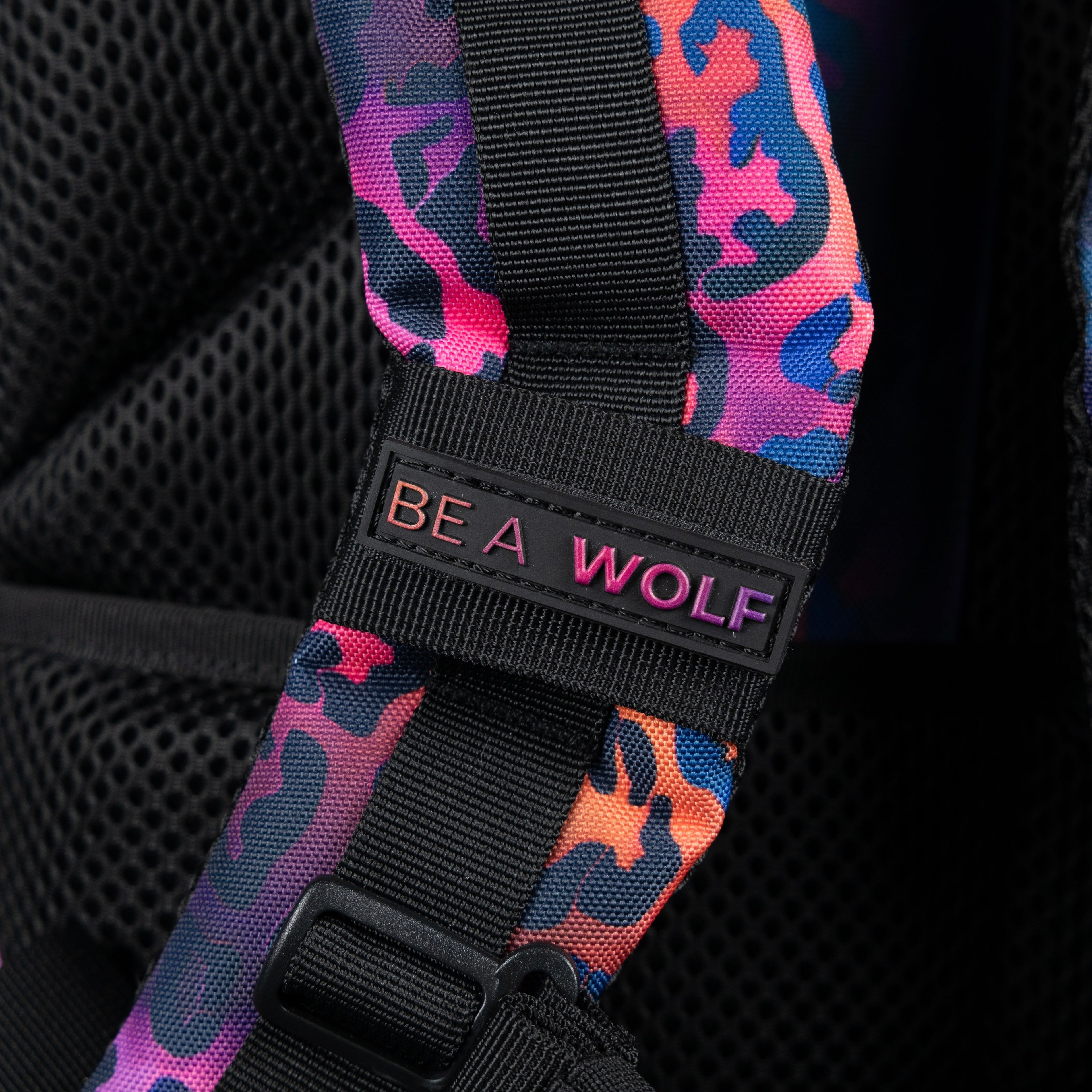 45L Backpack Neon Leopard