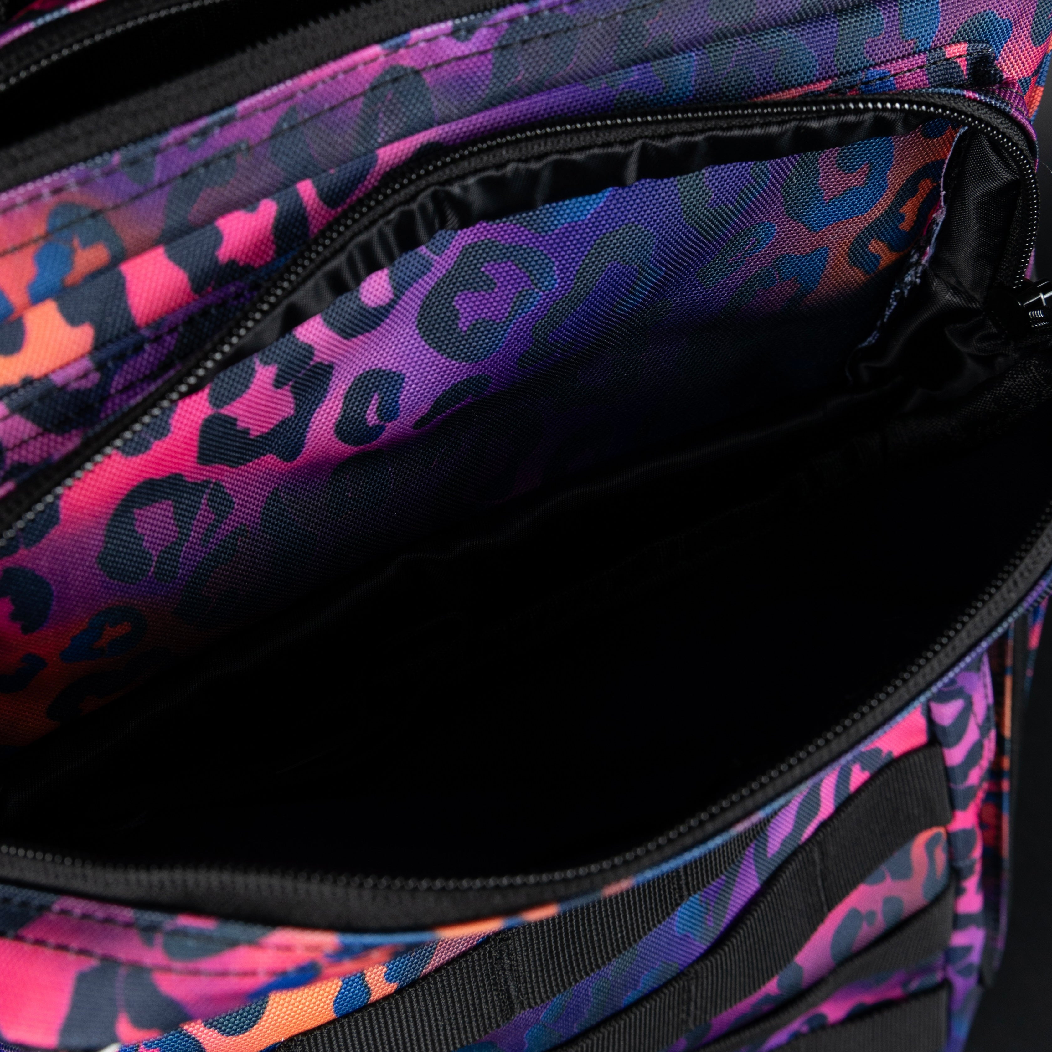 45L Backpack Neon Leopard