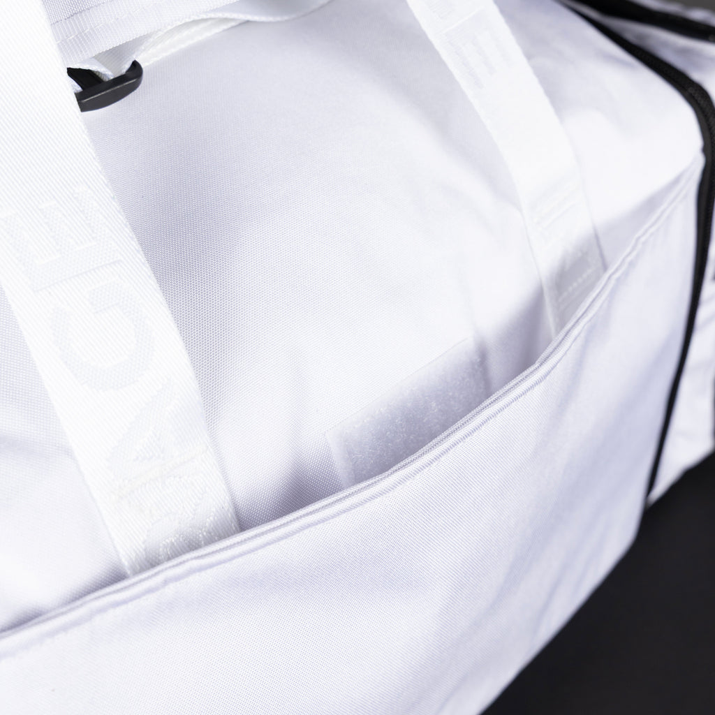 30L Perfect Duffle Bag Polar White