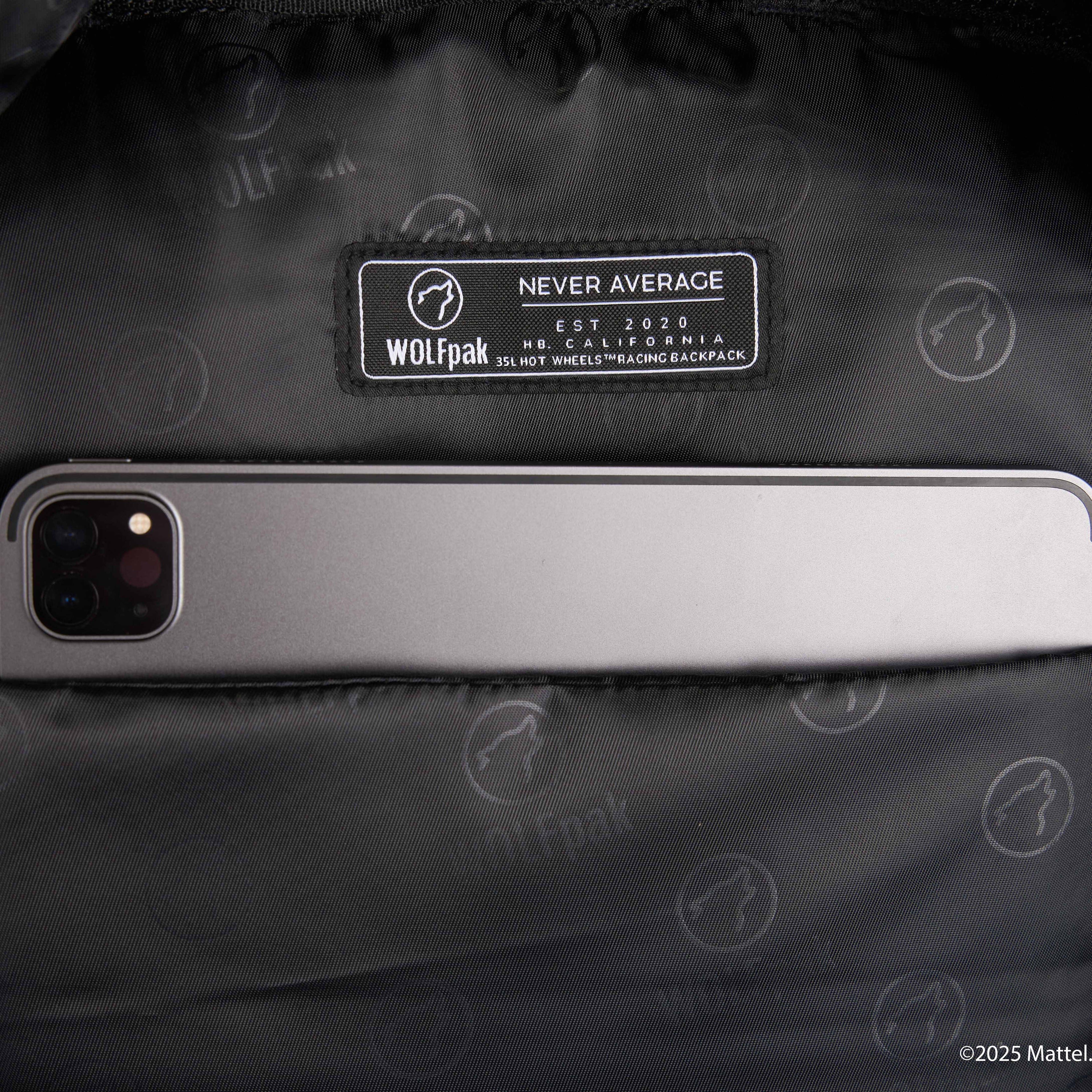 35L Backpack Hot Wheels Racing