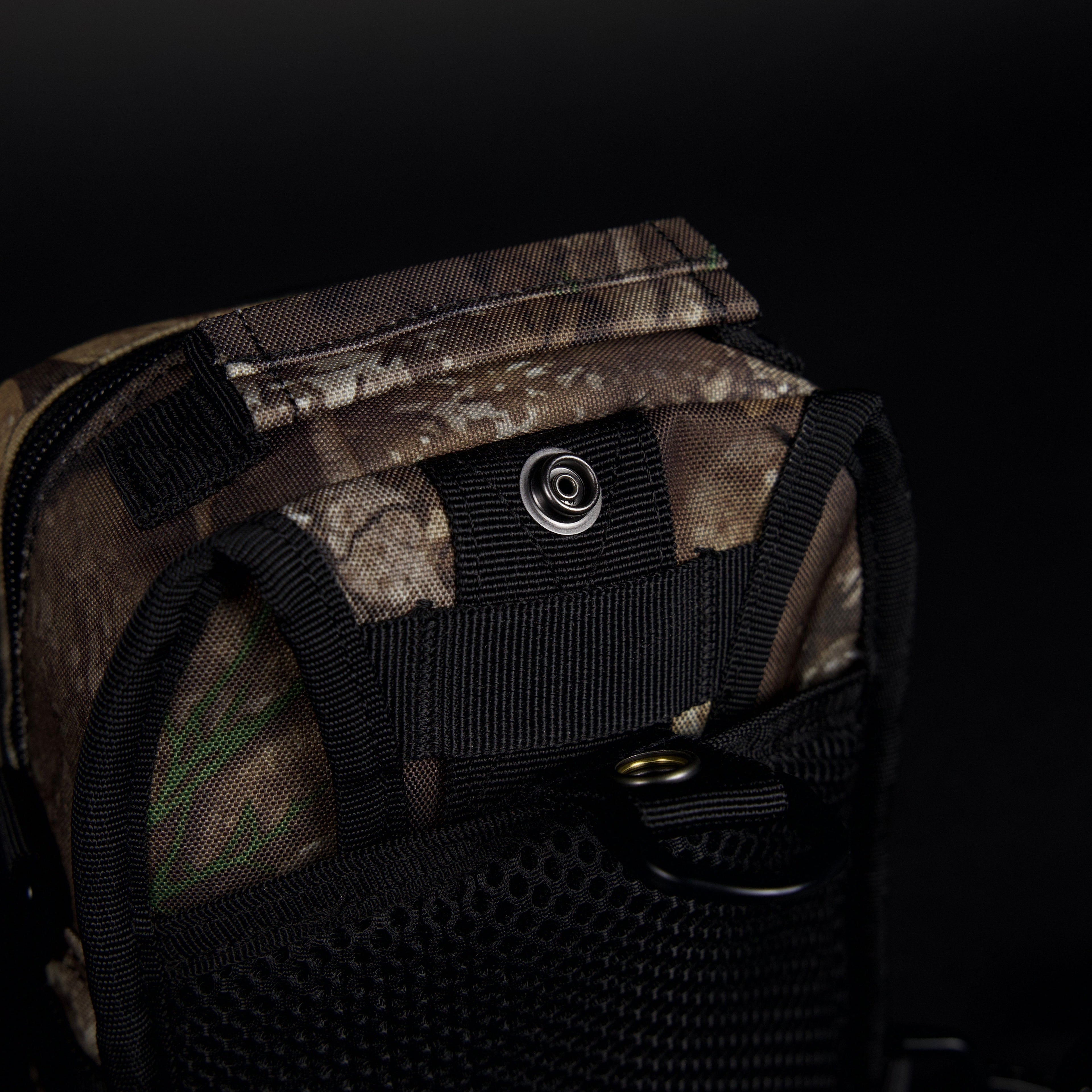 4L Mini Tactical Sling Bag Realtree APX