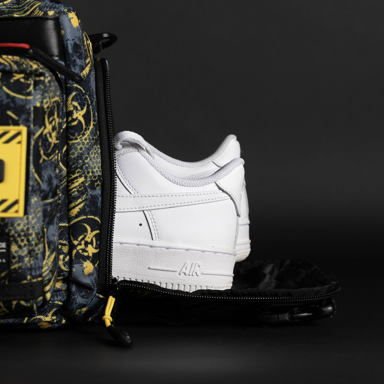 30L Perfect Duffle Bag Apocalypse