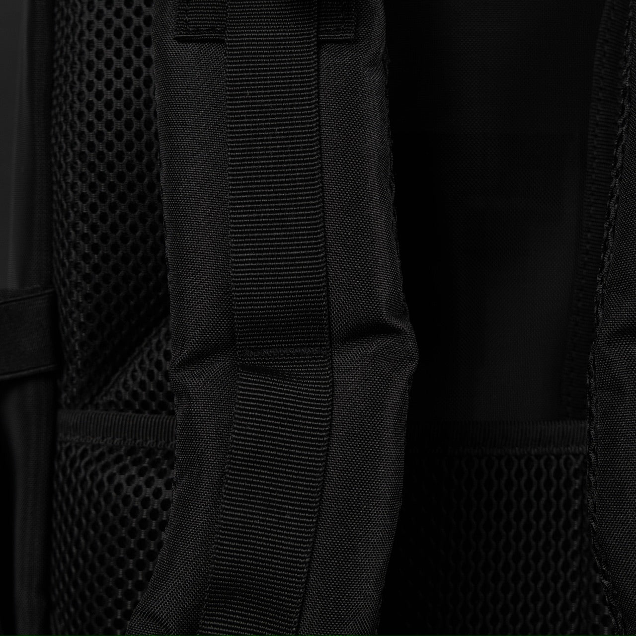 15L Backpack Mesh