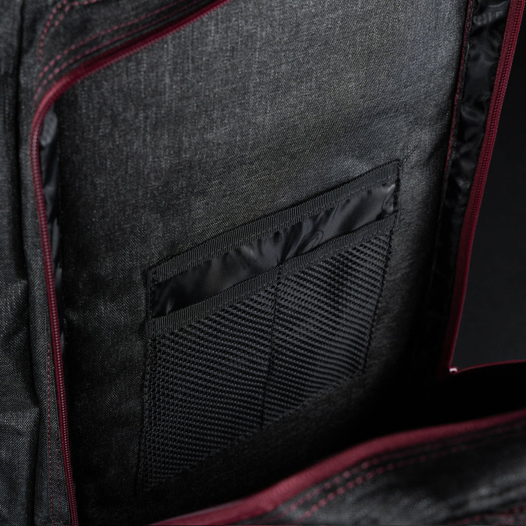 45L Backpack Black Widow