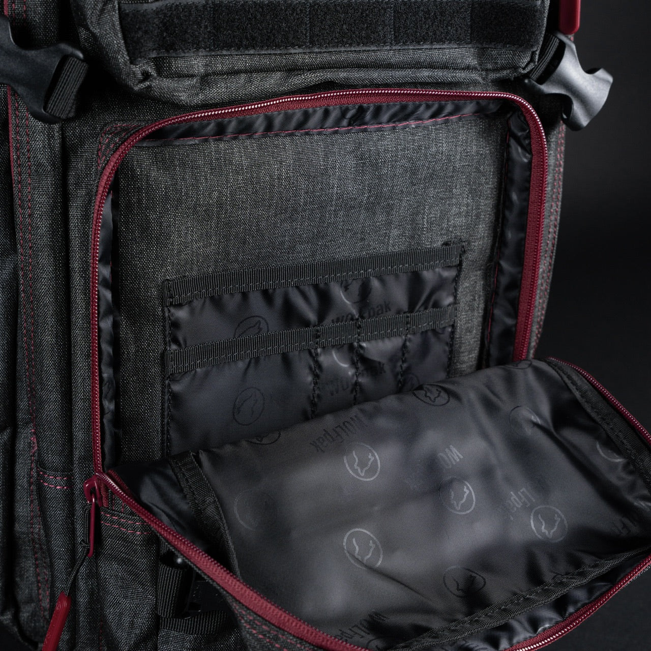 45L Backpack Black Widow