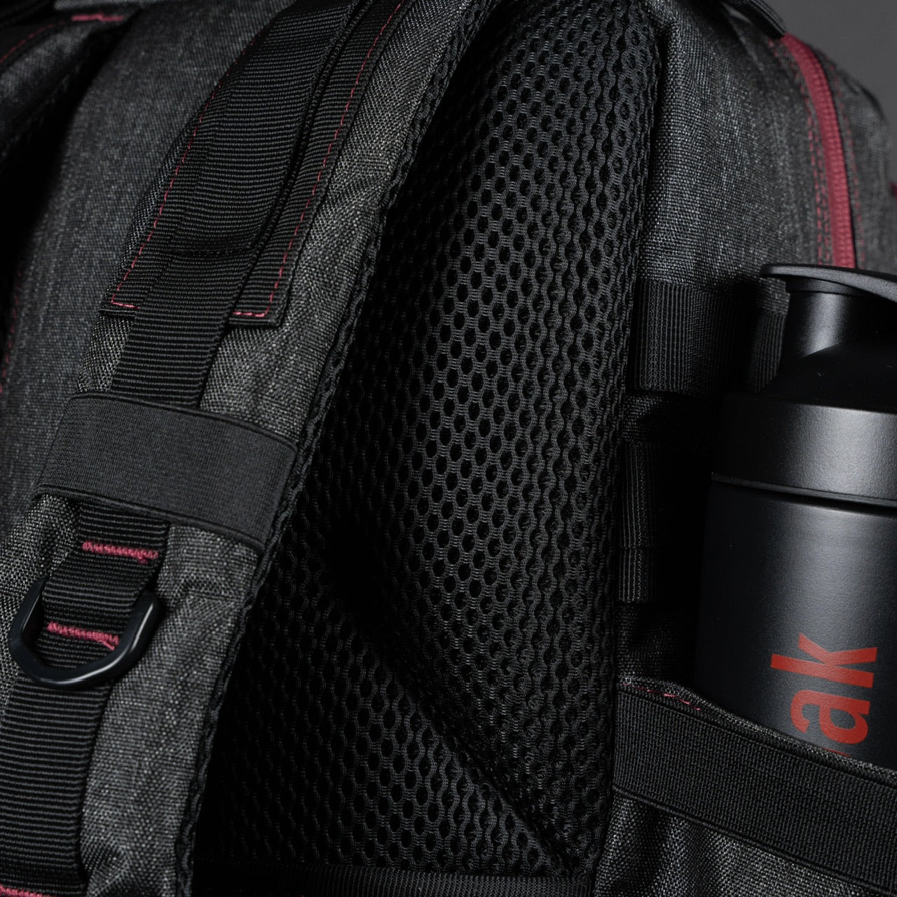 45L Backpack Black Widow