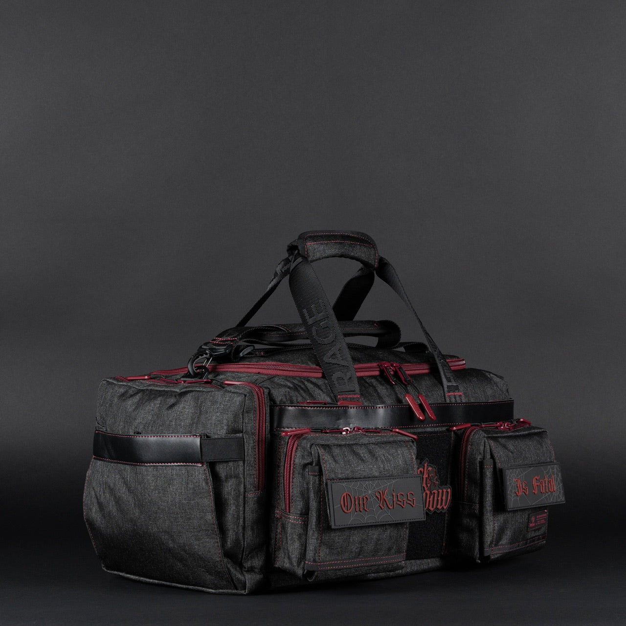 30L Perfect Duffle Bag Black Widow