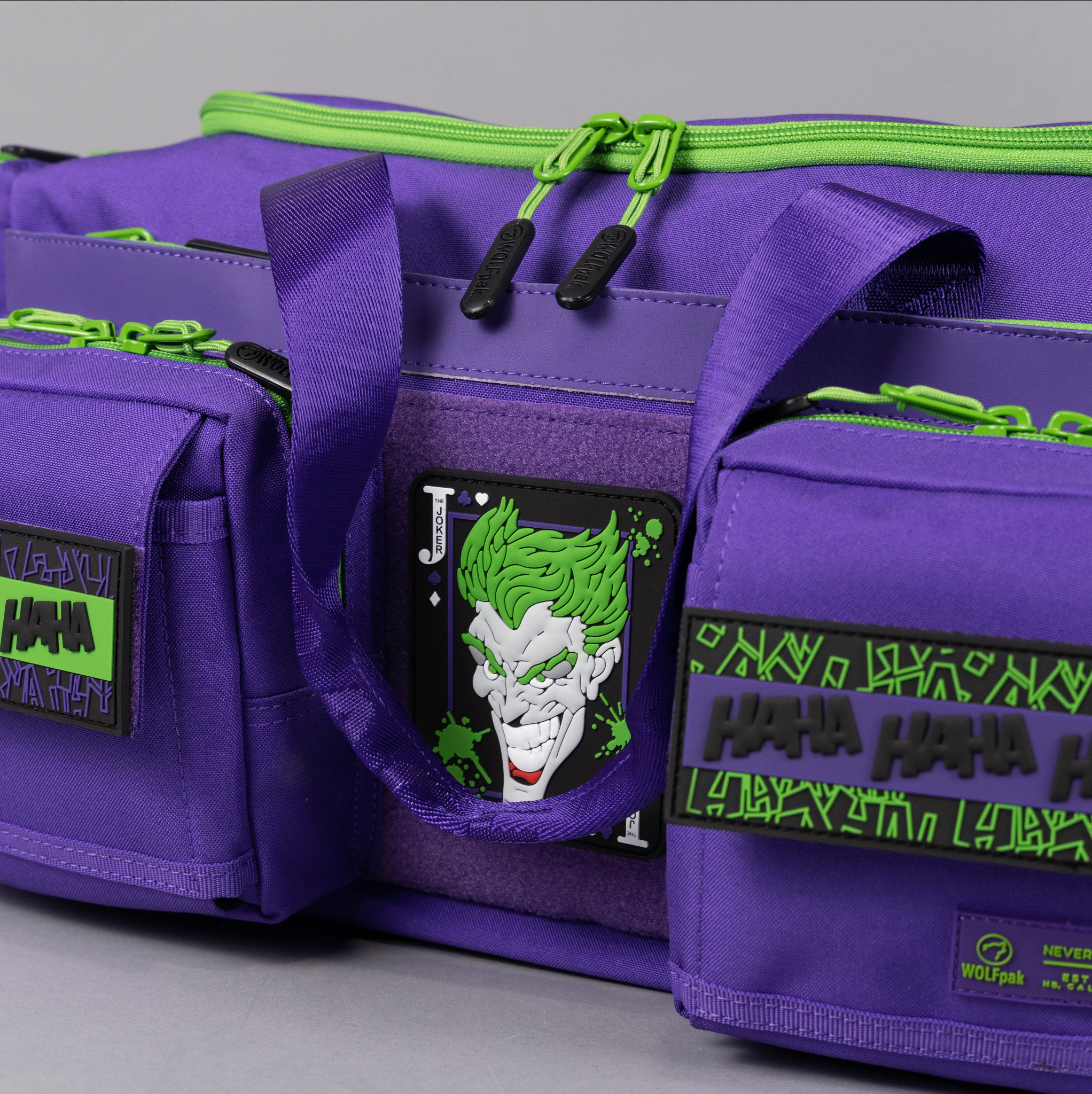 30L Perfect Duffle Bag Joker