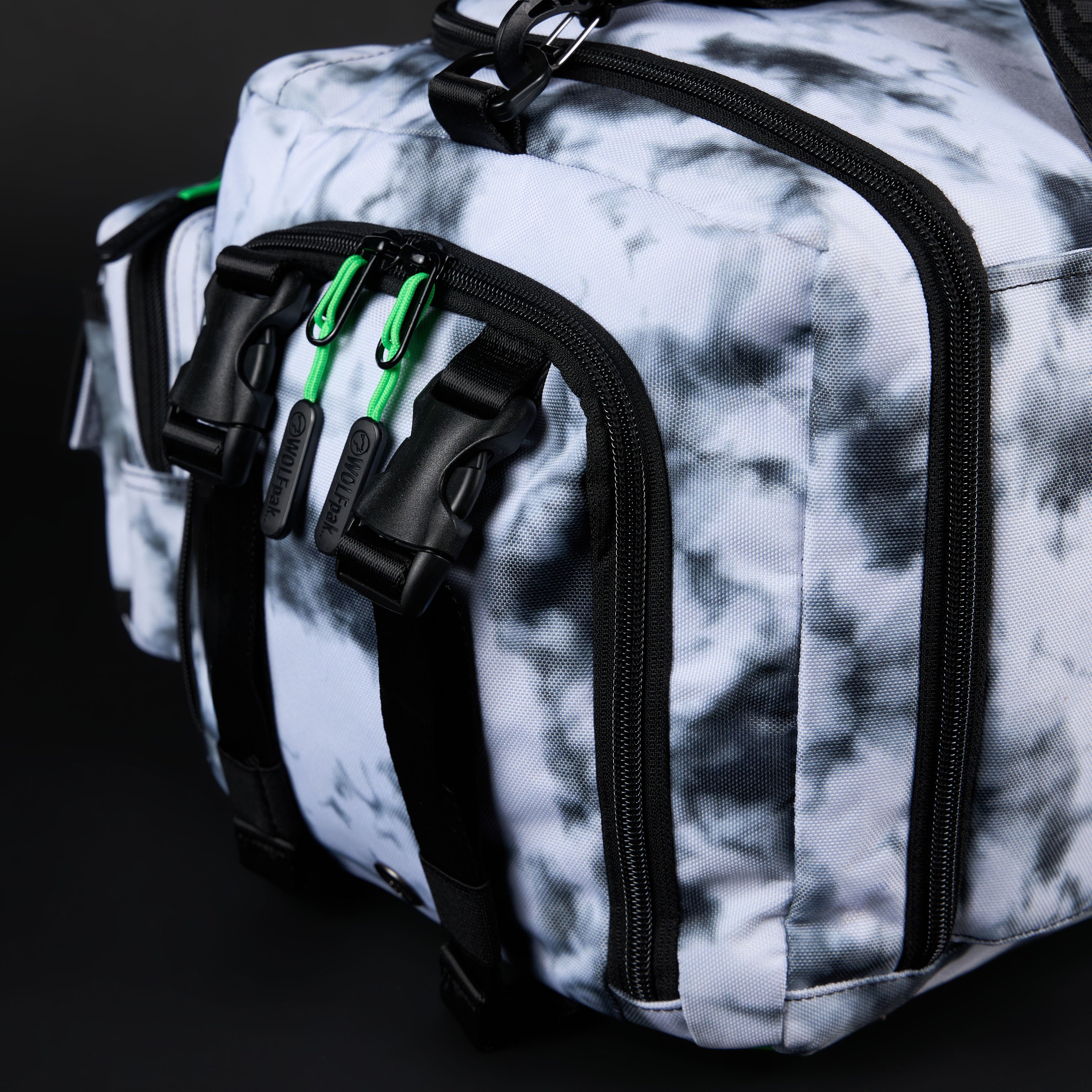 30L Perfect Duffle Bag Graffiti Green