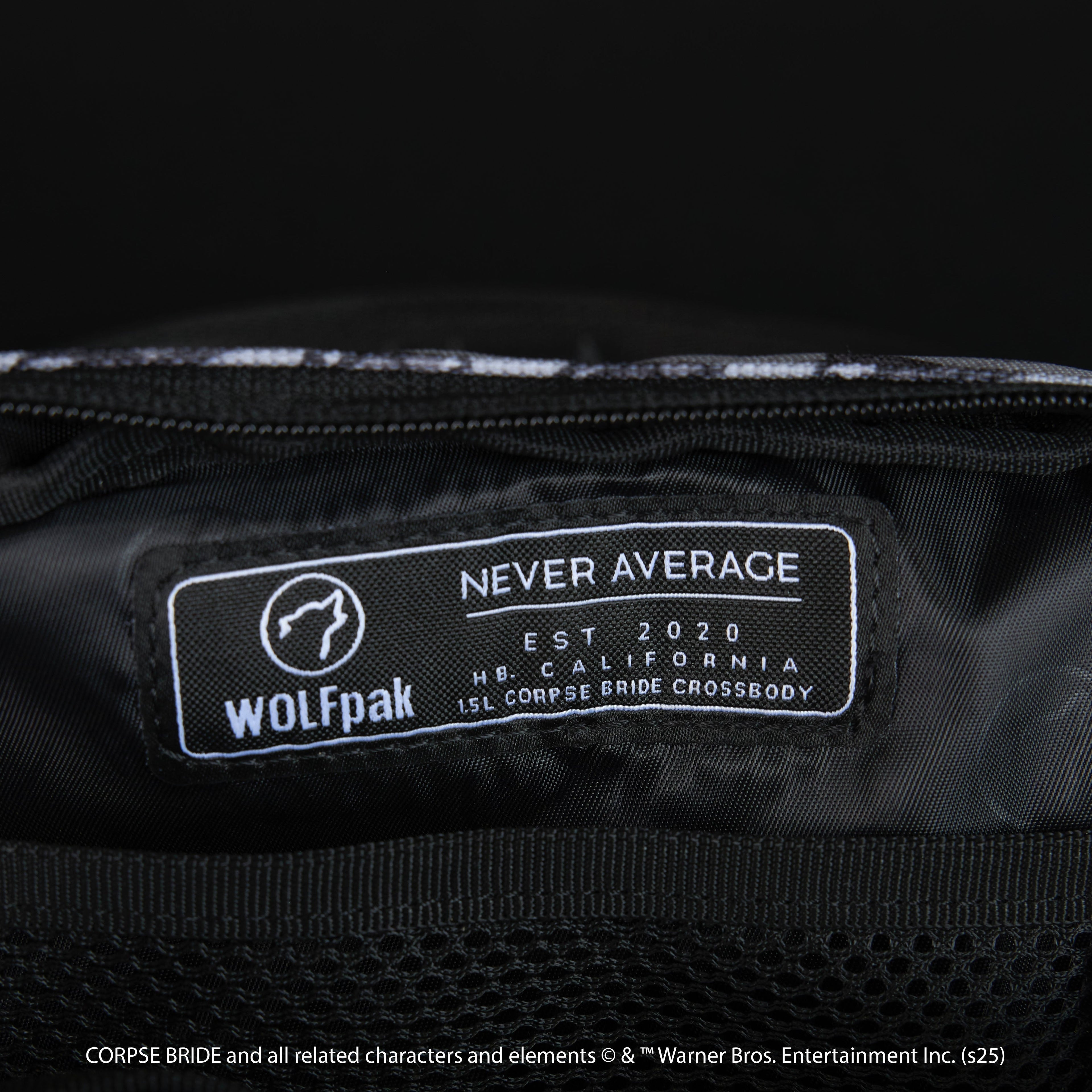 1.5L Crossbody Pack Corpse Bride