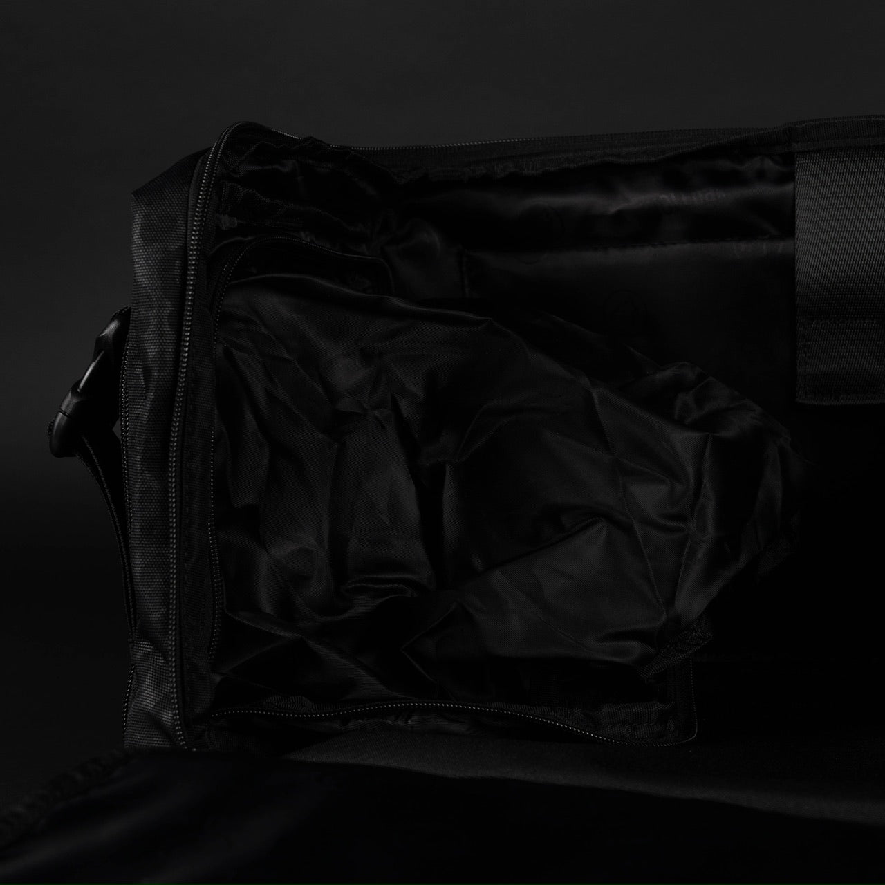 30L Perfect Duffle Bag Black Leopard