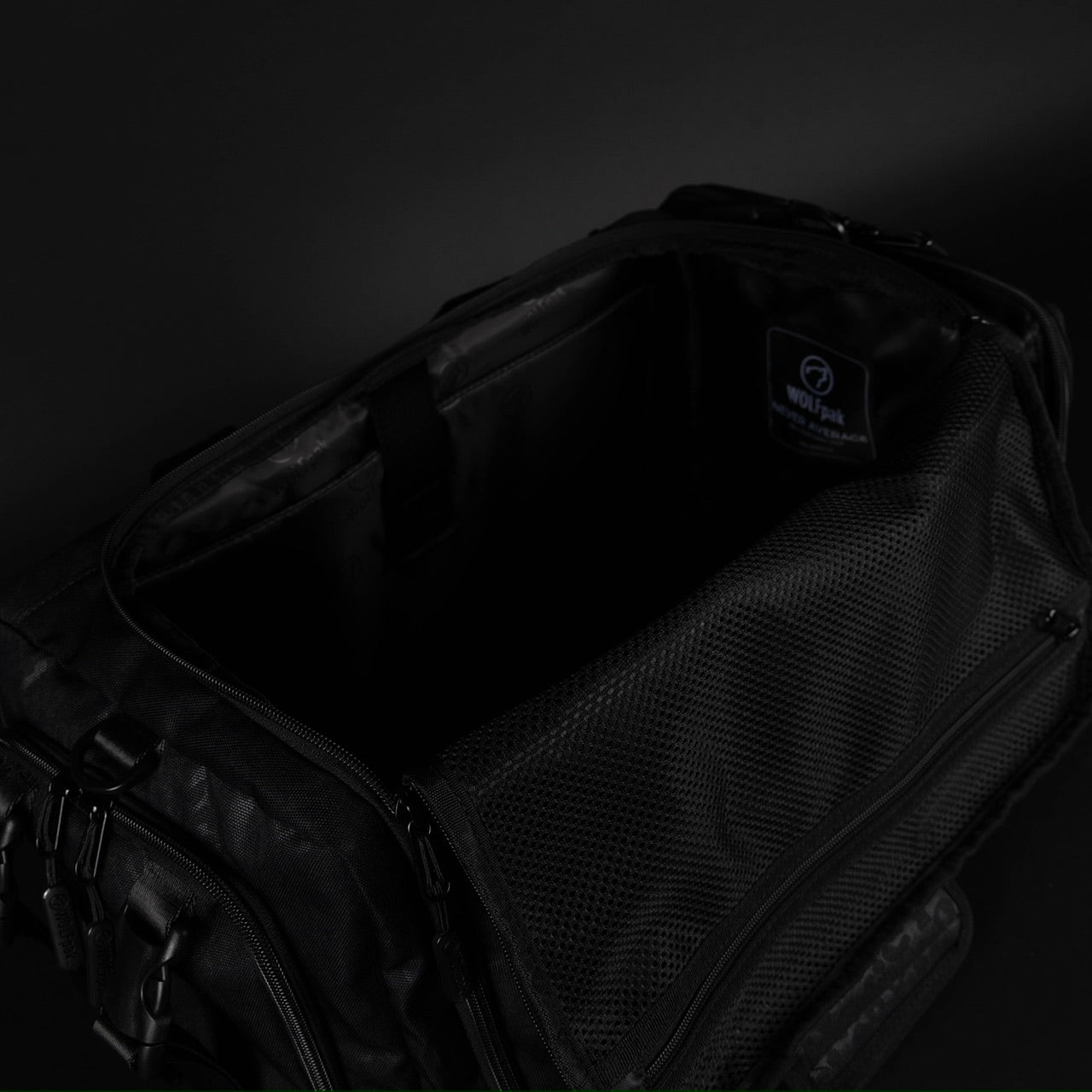 30L Perfect Duffle Bag Black Leopard