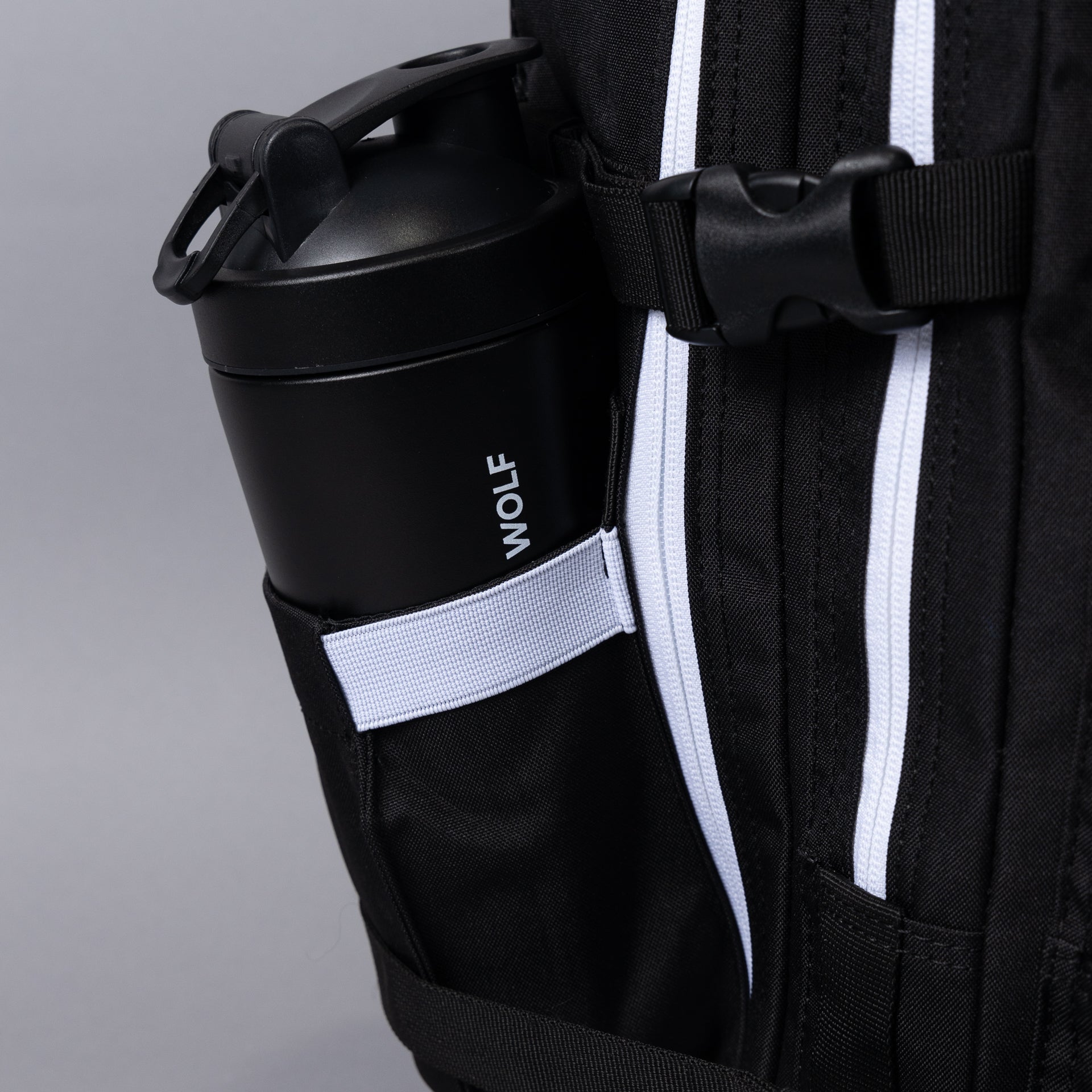 35L Backpack Power Slap Black